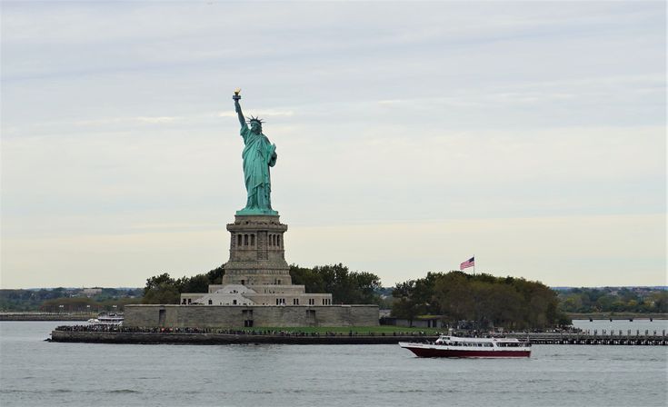 Observa la estatua desde tierra firme: Vistas desde Manhattan y Brooklyn