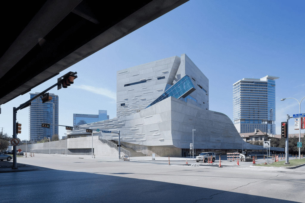 Perot Museum or Dallas World Aquarium