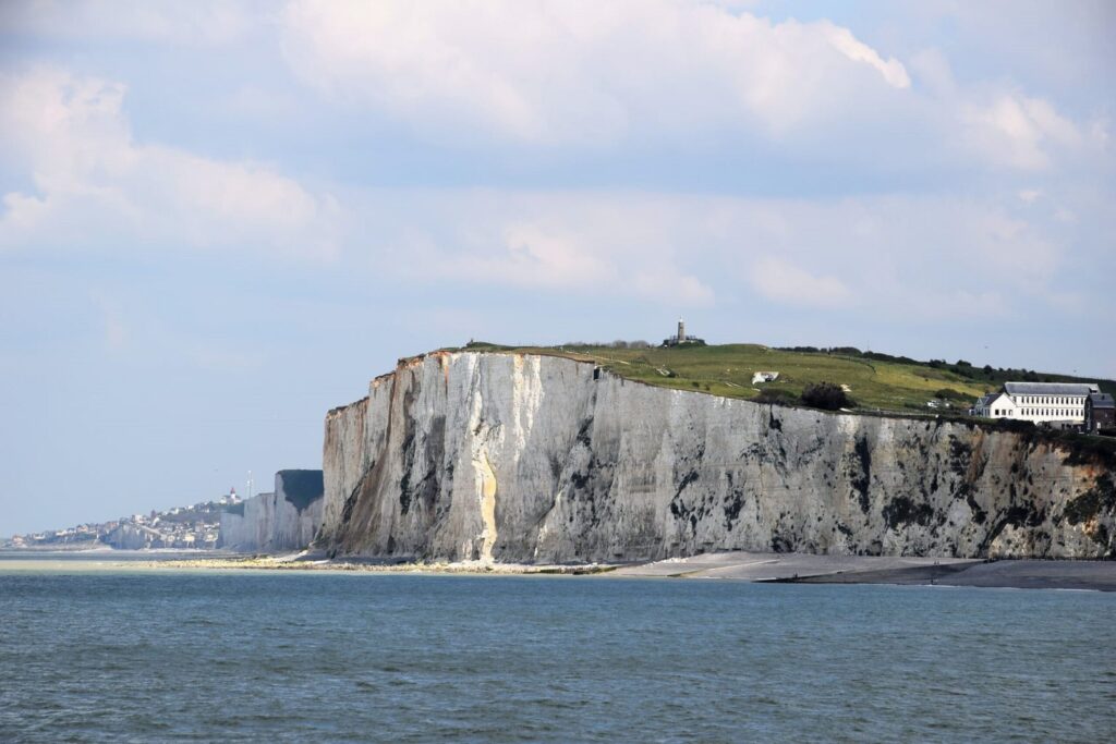 Breathtaking views of the White Cliffs of Dover for day tours from London UK.